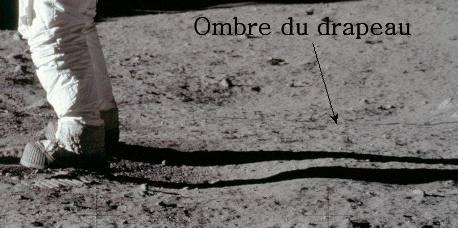 Panoramas lunaires Flag-shadow